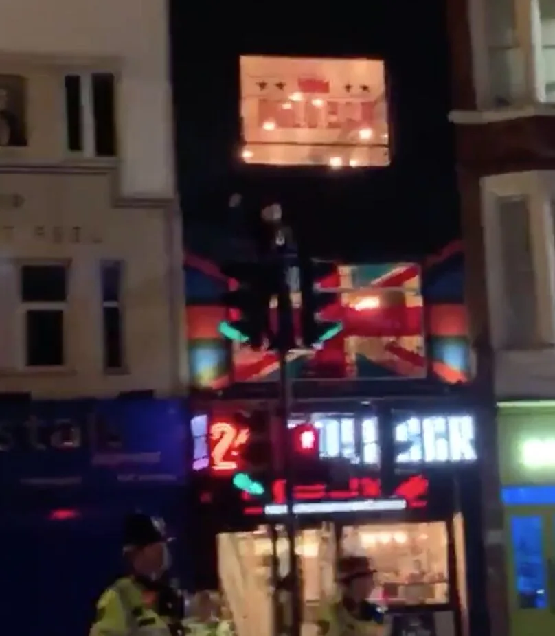 Man Dances and Barks on A10 Bishopsgate Traffic Lights, Forcing Major Road Closure in London