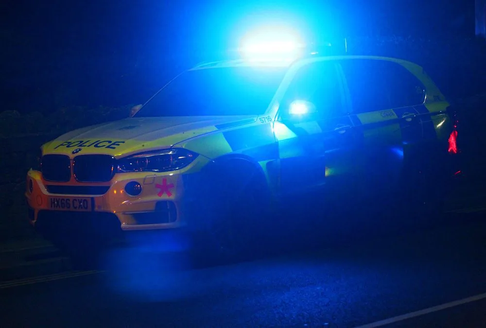 Terrifying Otford Car Chase Ends in Armed Theft Attempt – Police Hunt Silver VW Golf Gang