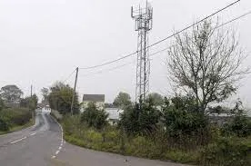 Woman Attacked Near Boxley After Stopping Car – Police Launch Manhunt for Masked Suspect