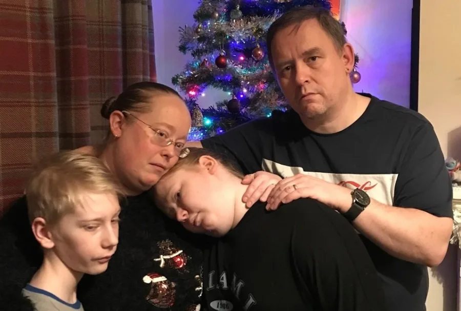 Thugs Steal Every Wrapped Present in Heartless Christmas Eve Raid on Worksop Family Home
