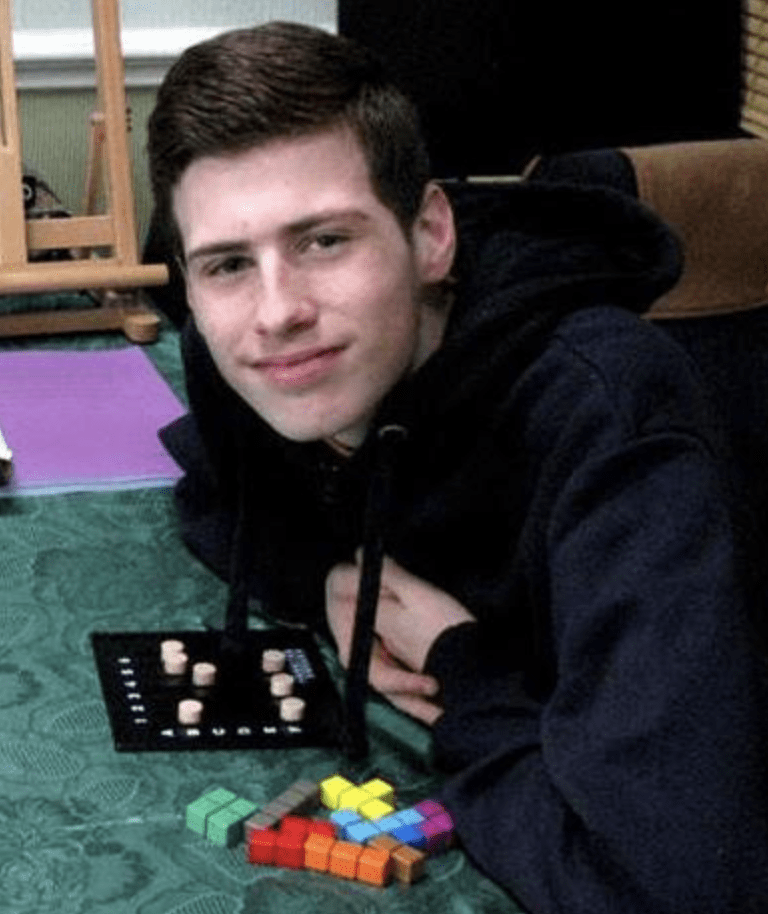 Kent Police is continuing to appeal for information to help find a missing teenager from Eccles, near Aylesford – (ID 521024)