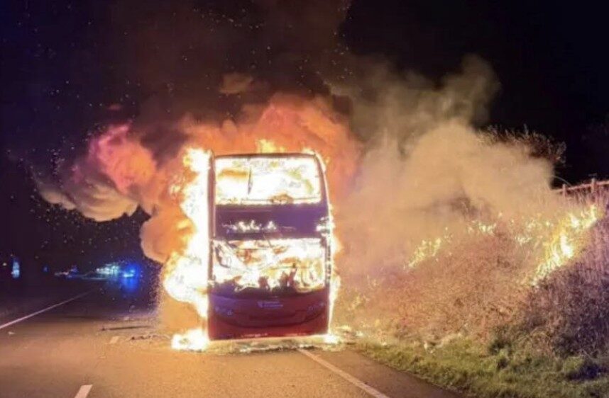 Major Chaos as Double-Decker Bus Blaze Shuts A30 Westbound Near Launceston