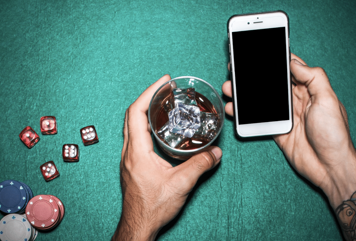 How to Stick to Your Budget When Gambling Online