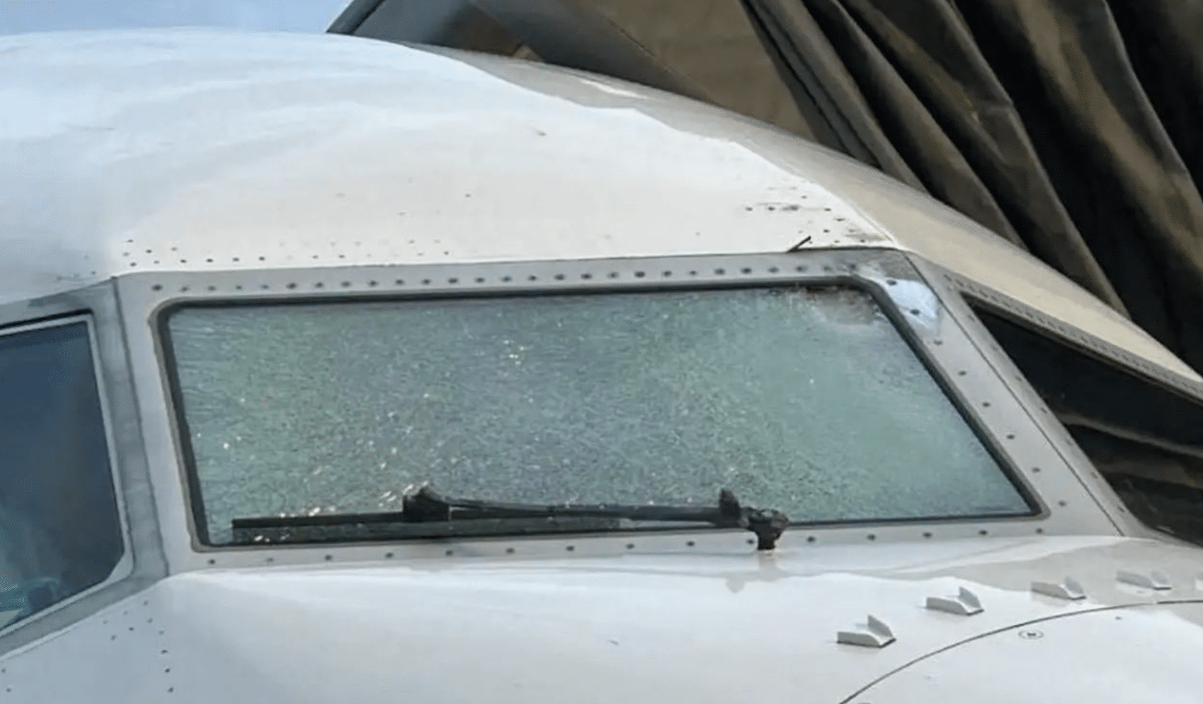 United Airlines Pilot Injured After Windshield Cracks Mid-Flight—Possible Space Debris Suspected