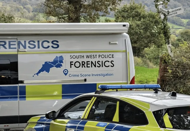 Suspected Child’s Body Found Near Ancient Hembury Hillfort in Devon – Major Police Investigation Launched
