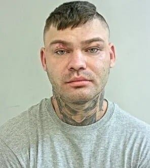 Polish Violent Offender Dodges Deportation, Rakes in Thousands as Bare-Knuckle Boxer