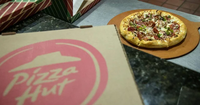Pizza Hut UK Dine-In Chain Collapses into Administration, 1,200 Sussex Jobs at Risk