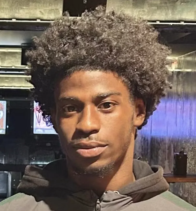 Teen Dies in Broad Daylight Stabbing on Lavender Hill – Police Make Arrest, Hunt Ongoing