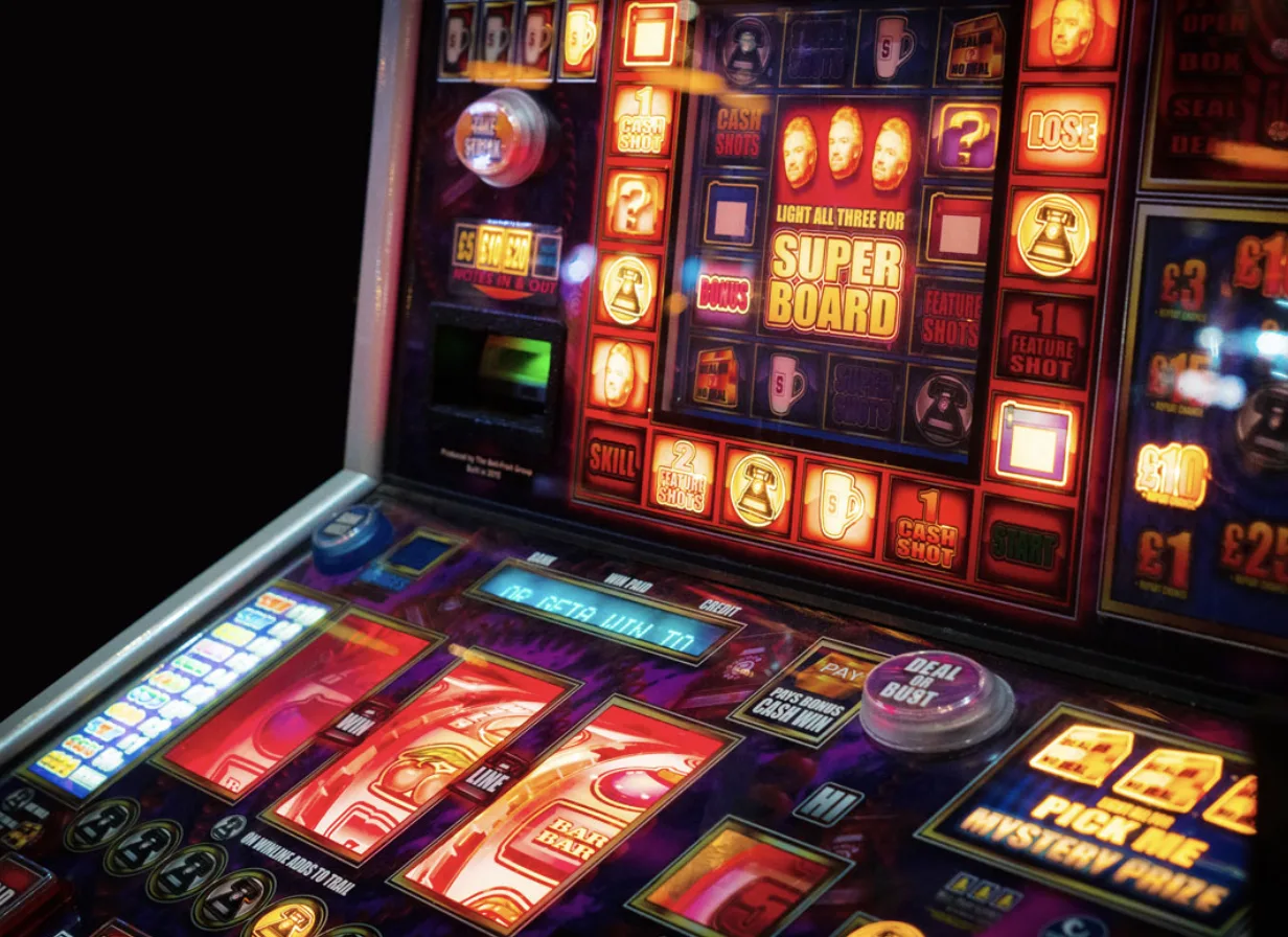 Why You Dont Need to Visit Casinos or Pubs to Play Slots in the UK