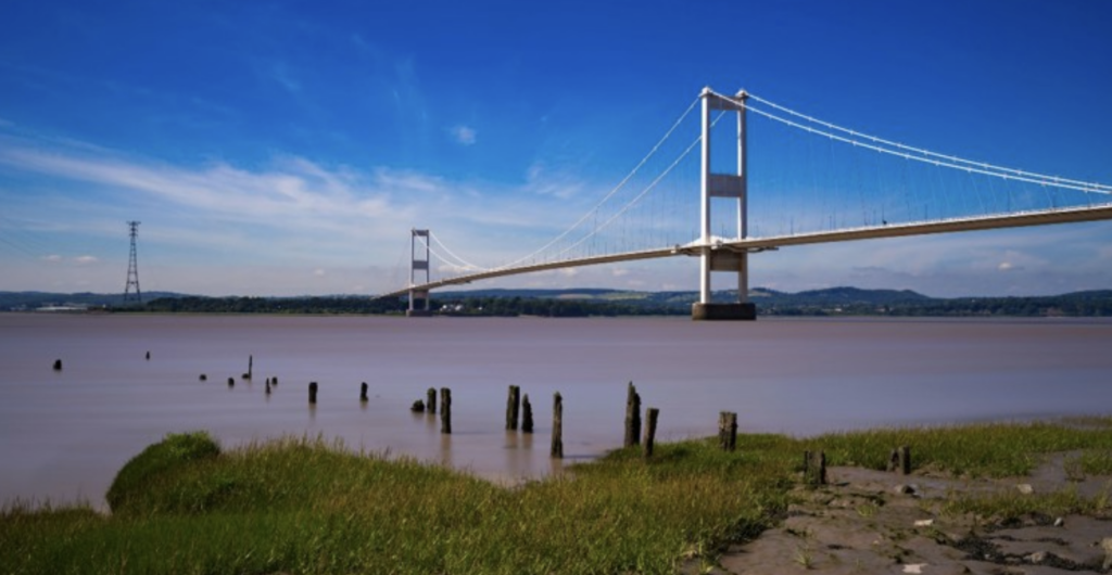 M48 Severn Bridge Shuts Both Ways, Chaos on Motorways