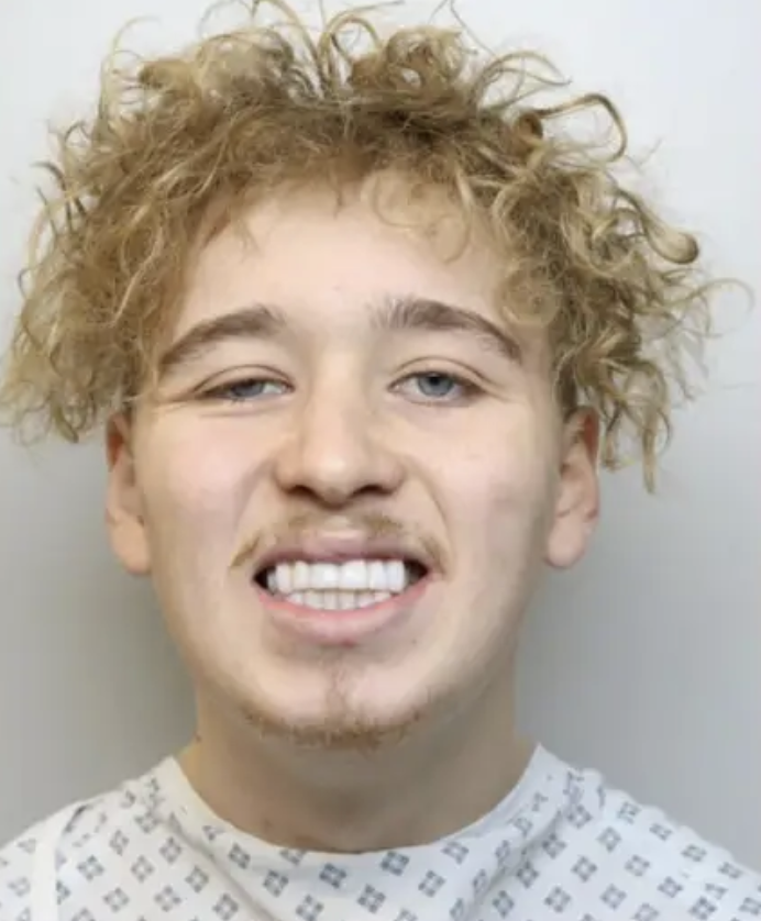 Knife-Wielding Thug Terrorises London Tube in Four-Day Crime Spree