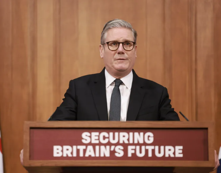Over 250,000 Britons Emigrated in Labour’s First Year in Power