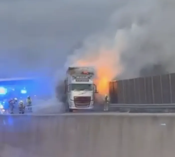 Hay Lorry Blaze Closes M4 Westbound Near Slough Amid Freezing Snow Chaos