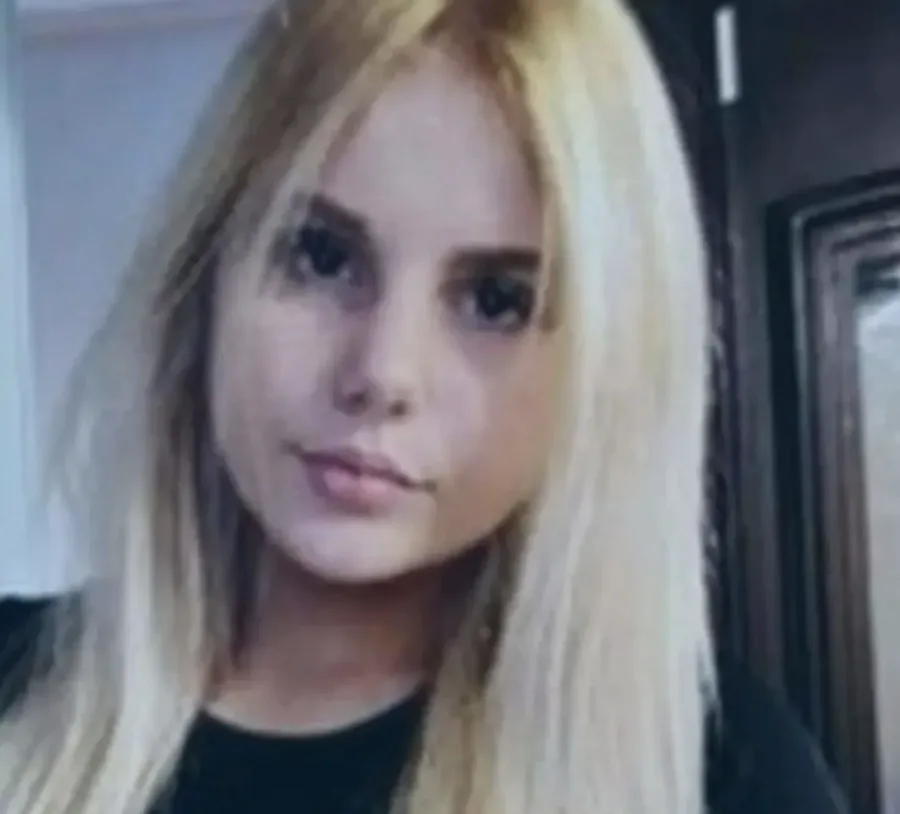 Desperate Search Launched for Missing Bolton Schoolgirl Isla Last Seen Near Spinny Nook