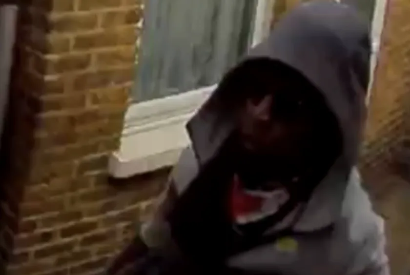 Armed Robber Wields Hammer and Knife in Broad Daylight Gillingham Shop Raid – Police Release CCTV Image