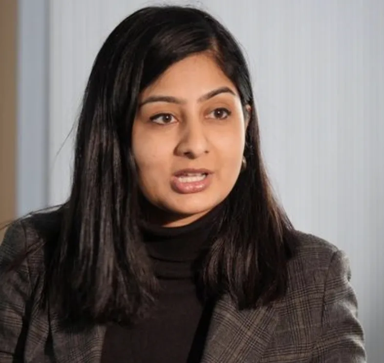 Labour MP Zarah Sultana Demands Monarchy Referendum, Slams £132m Taxpayer Bill