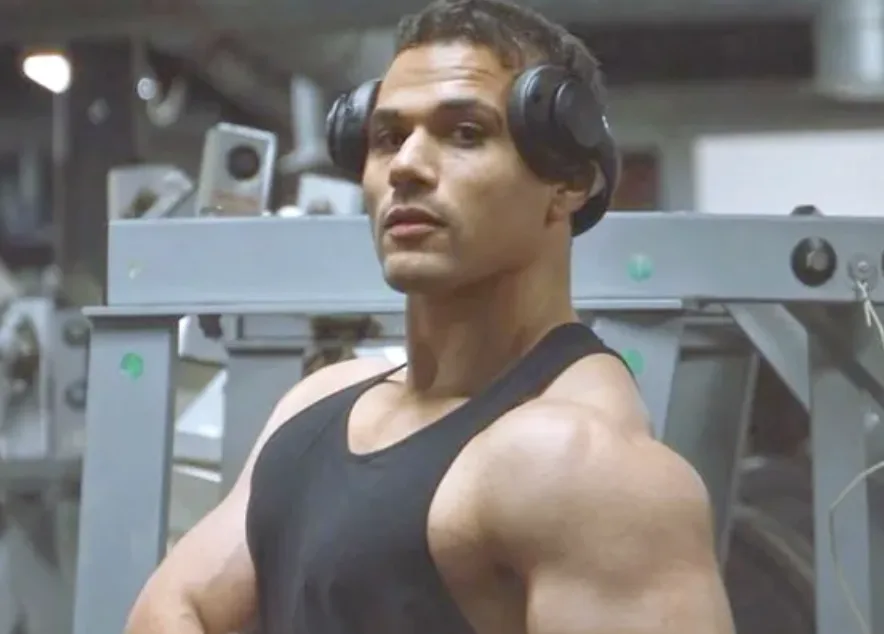 Italian Fitness Star Alessandro Antonicelli Dies Aged 26 After Brave Bone Cancer Fight