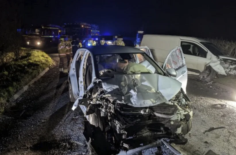 Woman Trapped and Airlifted After Serious Crash on A4129 Near Thame