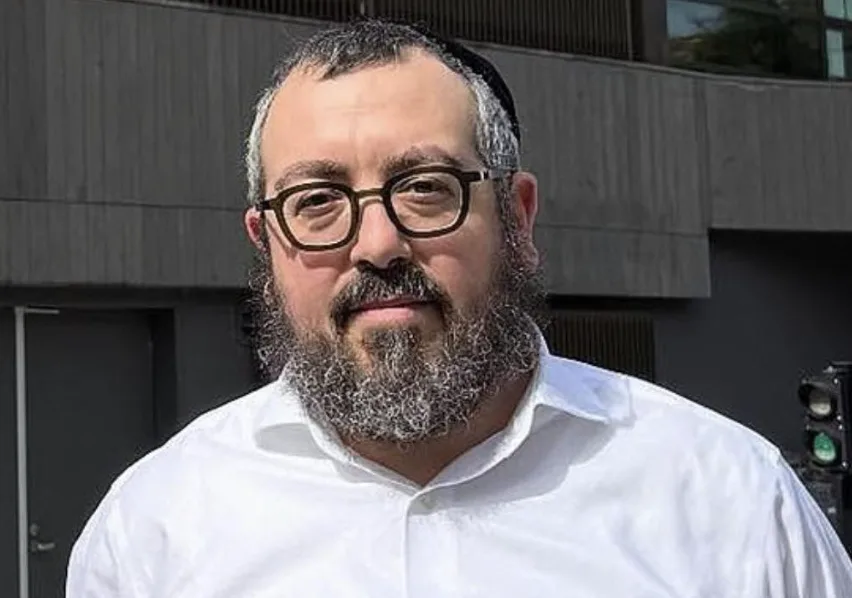 Bondi Hanukkah Horror: 16 Dead Including UK Rabbi, Security Tightened for British Jewish Communities