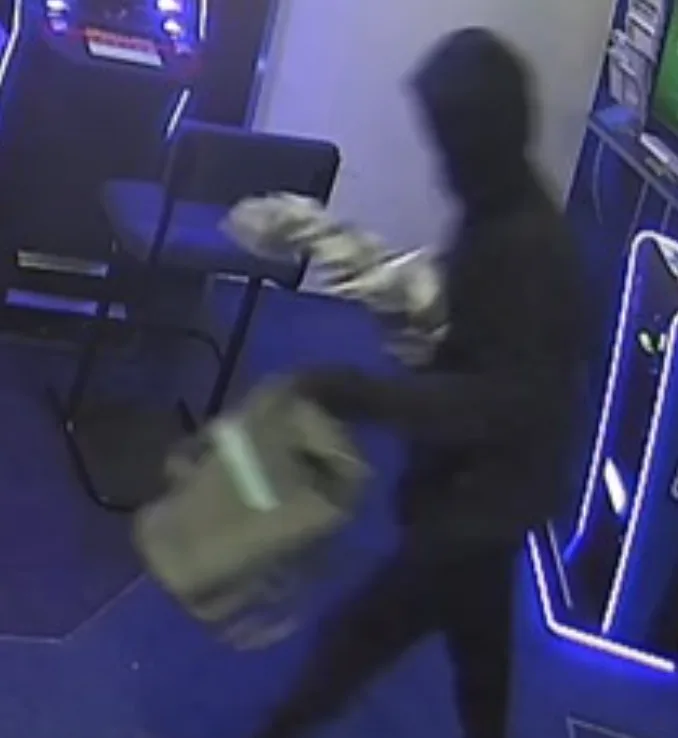 Gunman Fails in Slough Betfred Robbery – Walks Out Empty-Handed