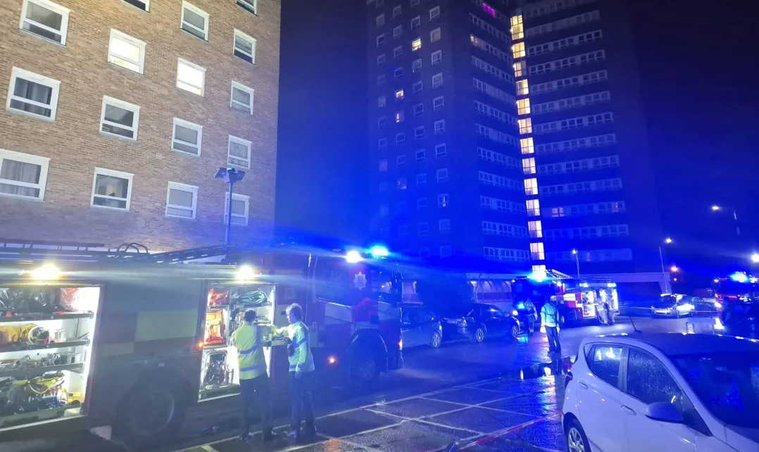 Six Crews Tackle Fierce Fifth Floor Blaze in Chadwell St Mary Flat