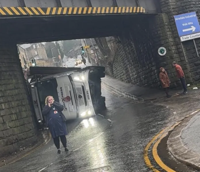 Lorry Hits Low Bridge and Overturns on Park Lane, Keighley – Major Delays as Road Closed