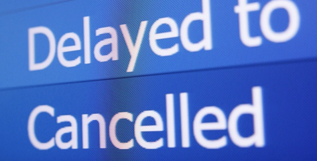 “Deadly” Storm Grounds Nearly 10,000 US Flights