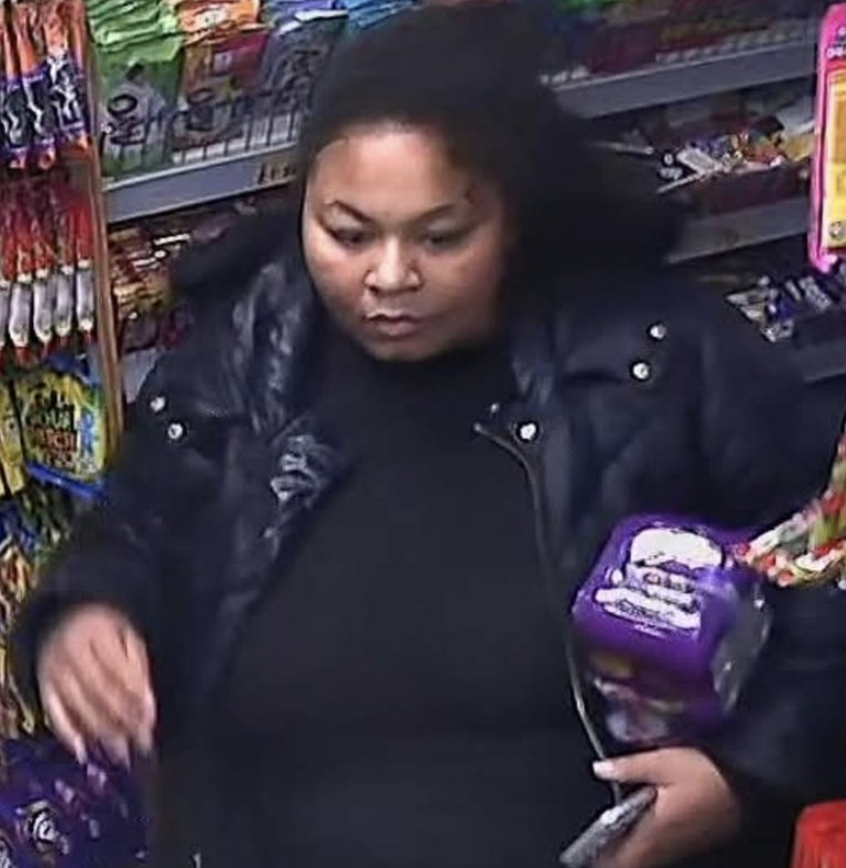 North Yorkshire Police hunt debit card thief in York