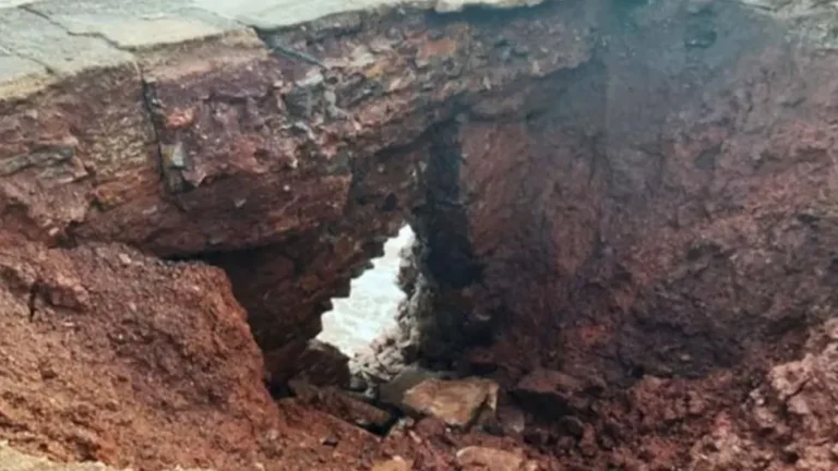 Storm Chandra Wrecks Devon and Cornwall Rail Lines
