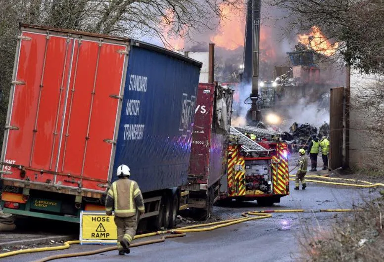 Kingswinford Scrap Yard Blaze Rages On as Firefighters Race to Contain 100-Tonne Inferno