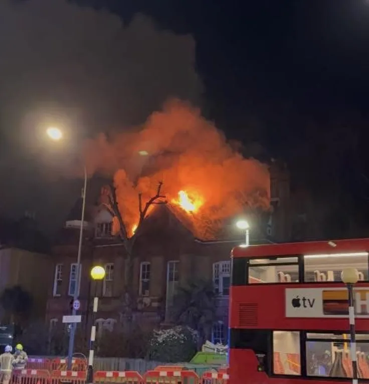 Rushey Green Nursery Roof Destroyed in Massive Blaze – Firefighters Battle Fierce Inferno