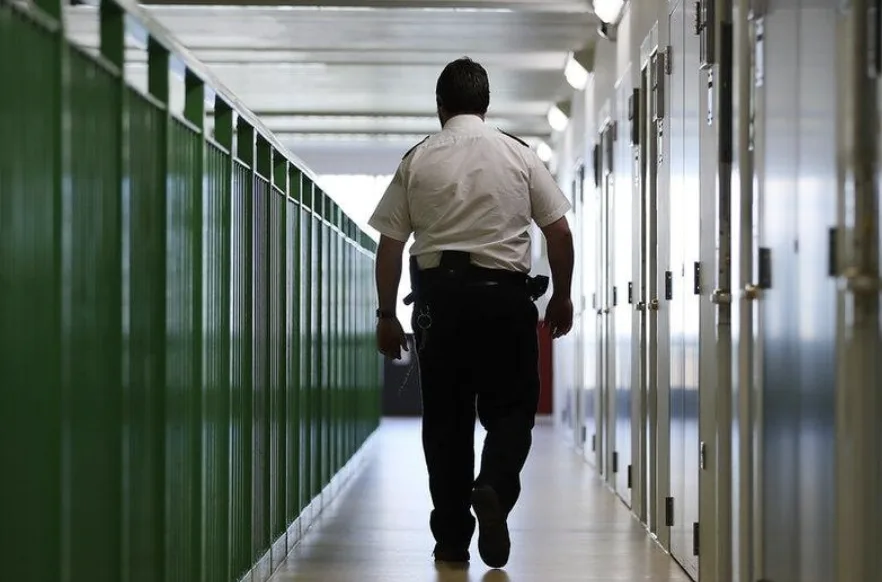 UK to Launch Supermax Prisons in Crackdown on Violent Inmates Amid Rising Attacks
