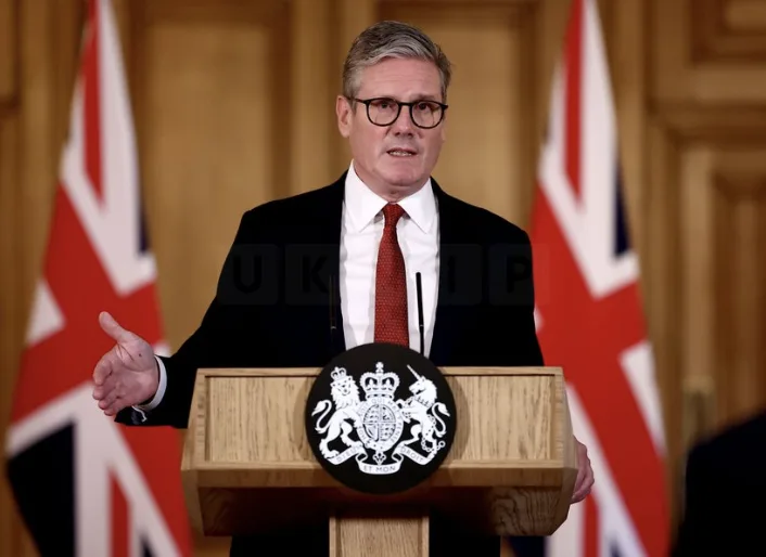 Starmer Vows UK Role in Reopening Strait of Hormuz After Iran Blockade
