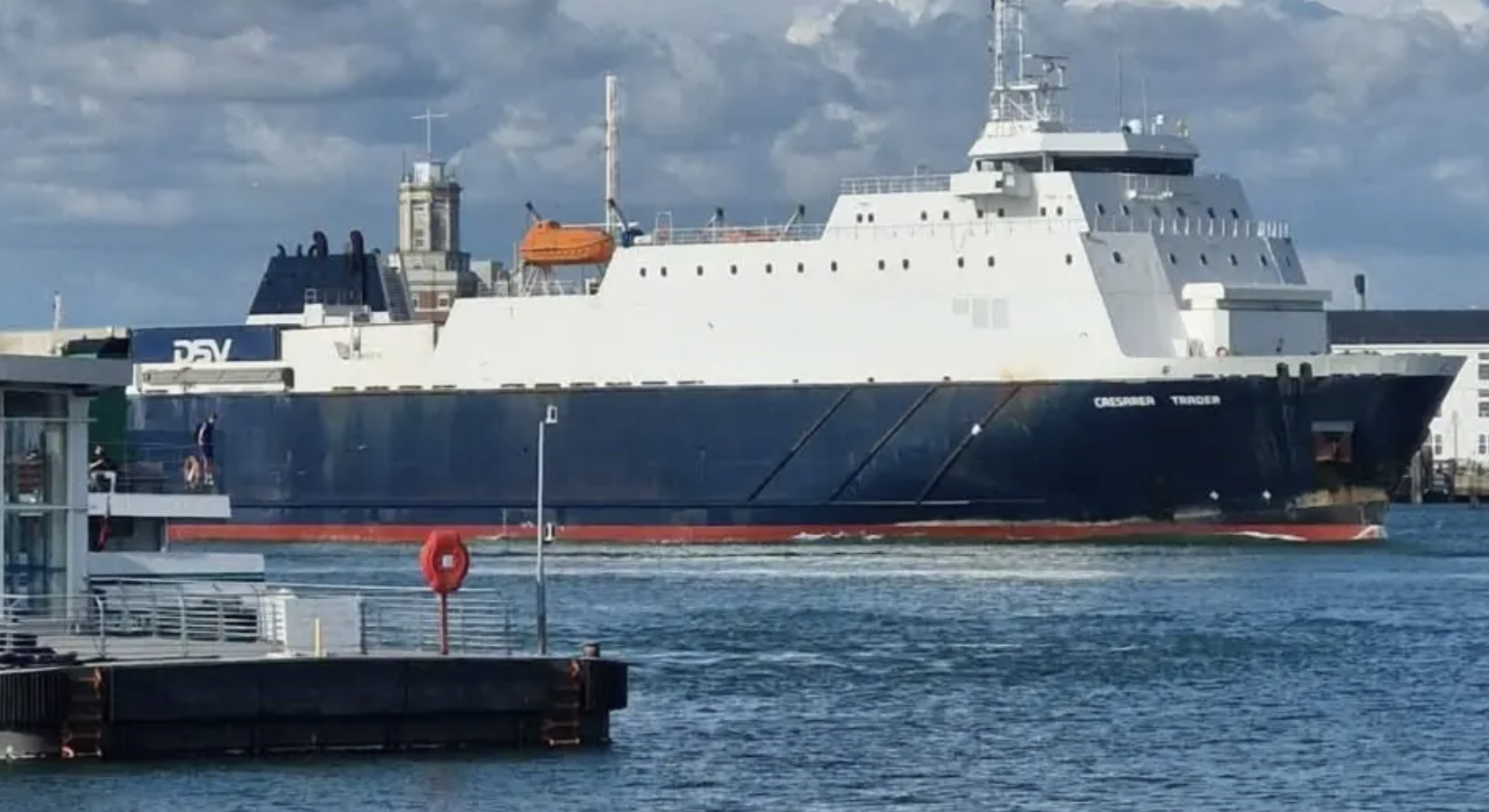 Fire Breaks Out on DFDS Ferry Caesarea Trader – Crew Ordered to “Abandon Ship”