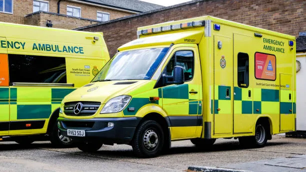 Tragedy at New Cross: Man Dies Suddenly Outside Sainsbury’s Petrol Station