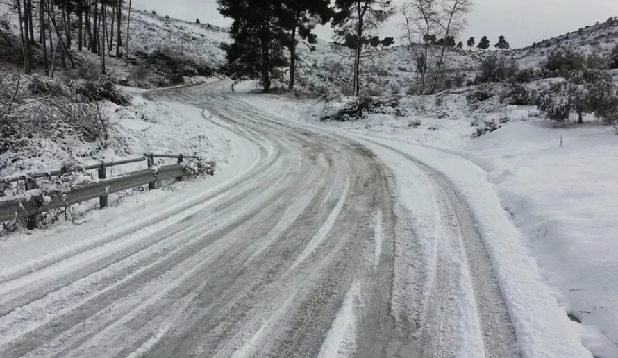 Yellow Warnings Warn UK: Snow, Ice and Flood Flood Havoc Sparks Travel Chaos Across Britain