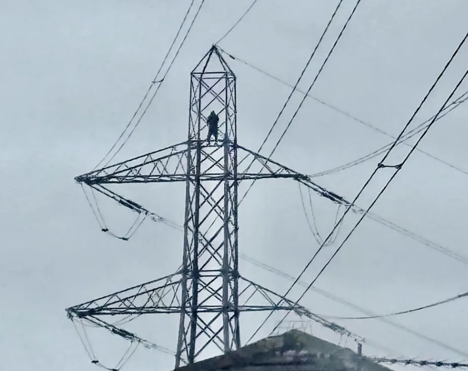 Man on Pylon Sparks Massive Brighouse Blackout Cutting Power to 22,000 Homes