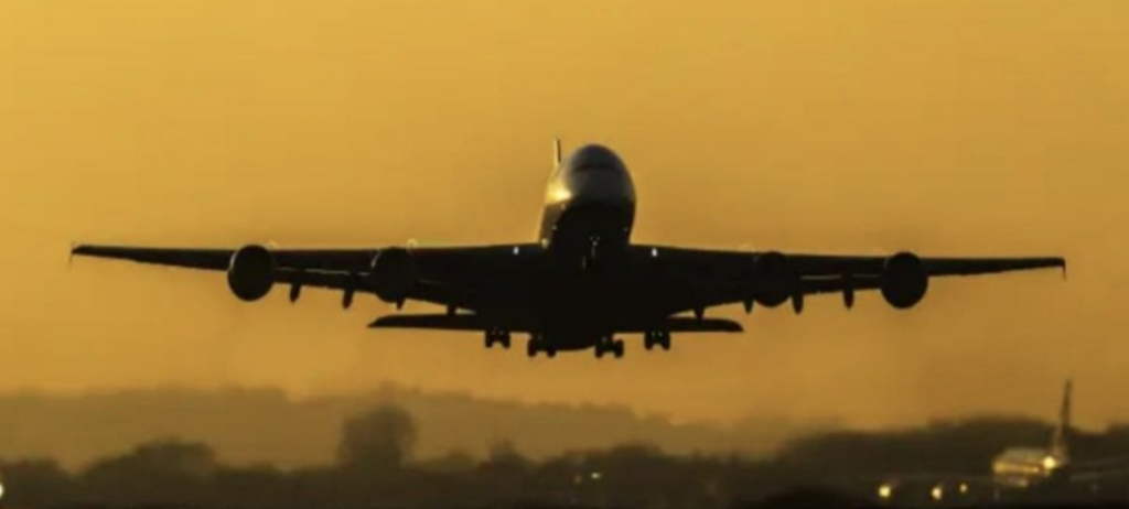 Drunken Ilford Man Sparks Mayhem on Heathrow Flight, Punches Paramedic After Furious Air Rage Outburst
