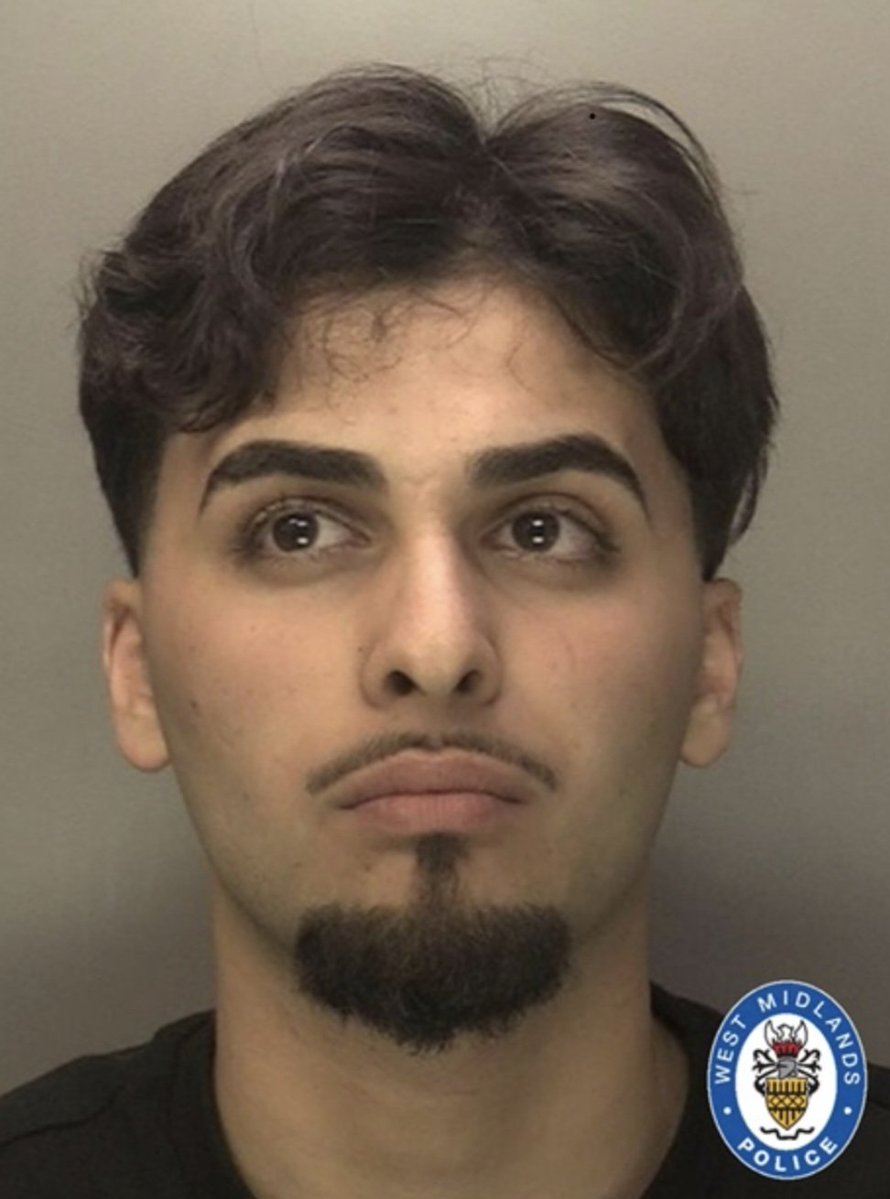 Coventry Woman Critically Stabbed in Early Morning Attack – Police Hunt 21-Year-Old Deara Sadiq