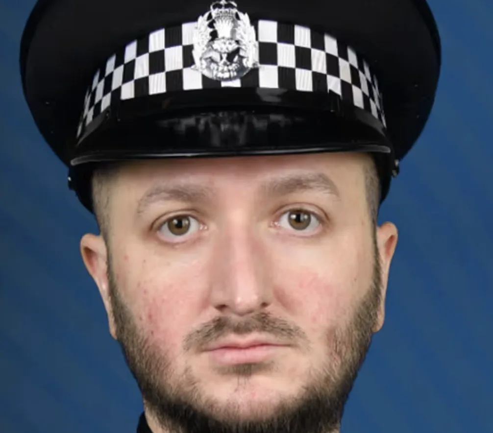 Hero Cop Risks Life in Smoke-Filled Lanarkshire Flat to Rescue Suspect