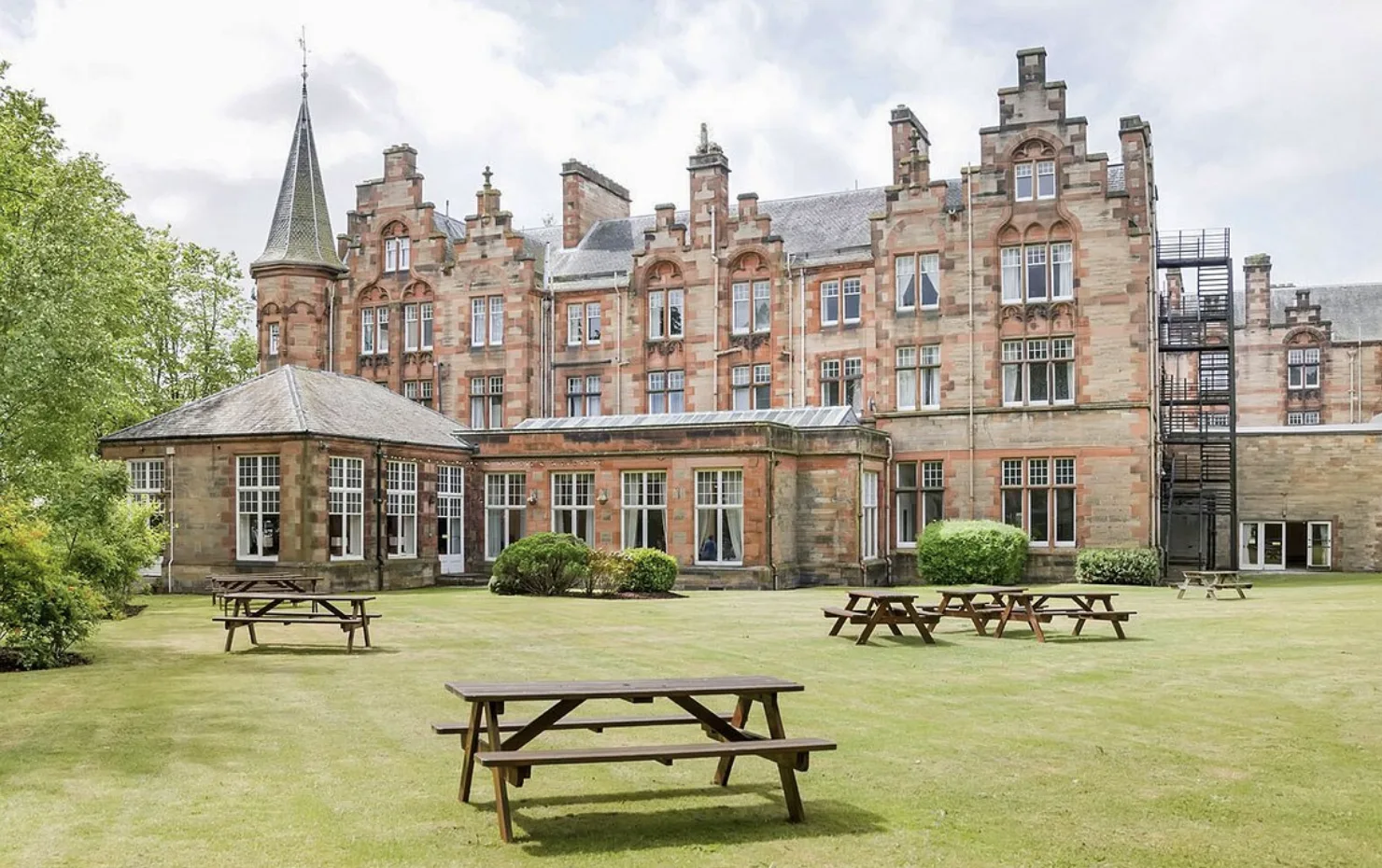 Asylum Seeker from Perth Radisson Blu Hotel to Face Jail for Serial Sexual Attacks on ScotRail Trains