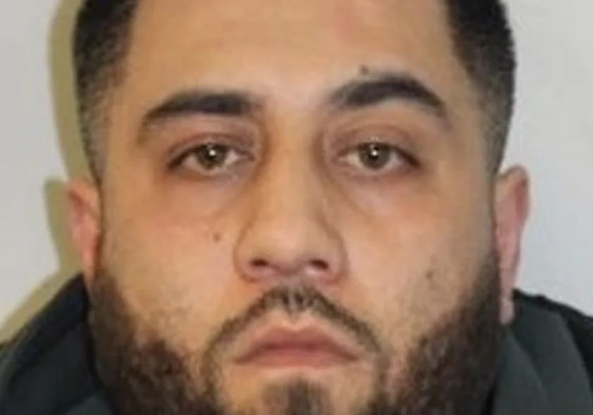 ‘Deliveroo’ Drone Gang Jailed for Smuggling Drugs, Weapons and Phones into Prisons