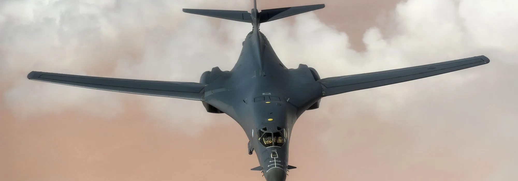 US Bomber ‘The Bone’ Touches Down in UK Ahead of Possible Iran Strikes