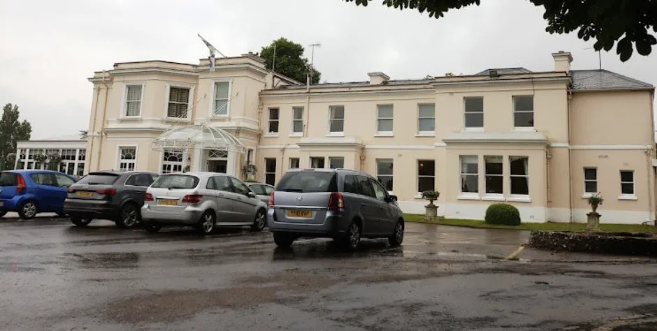 Mary Berry’s Henley Home Gripped by Murder Probe as Local Club Shuts Down