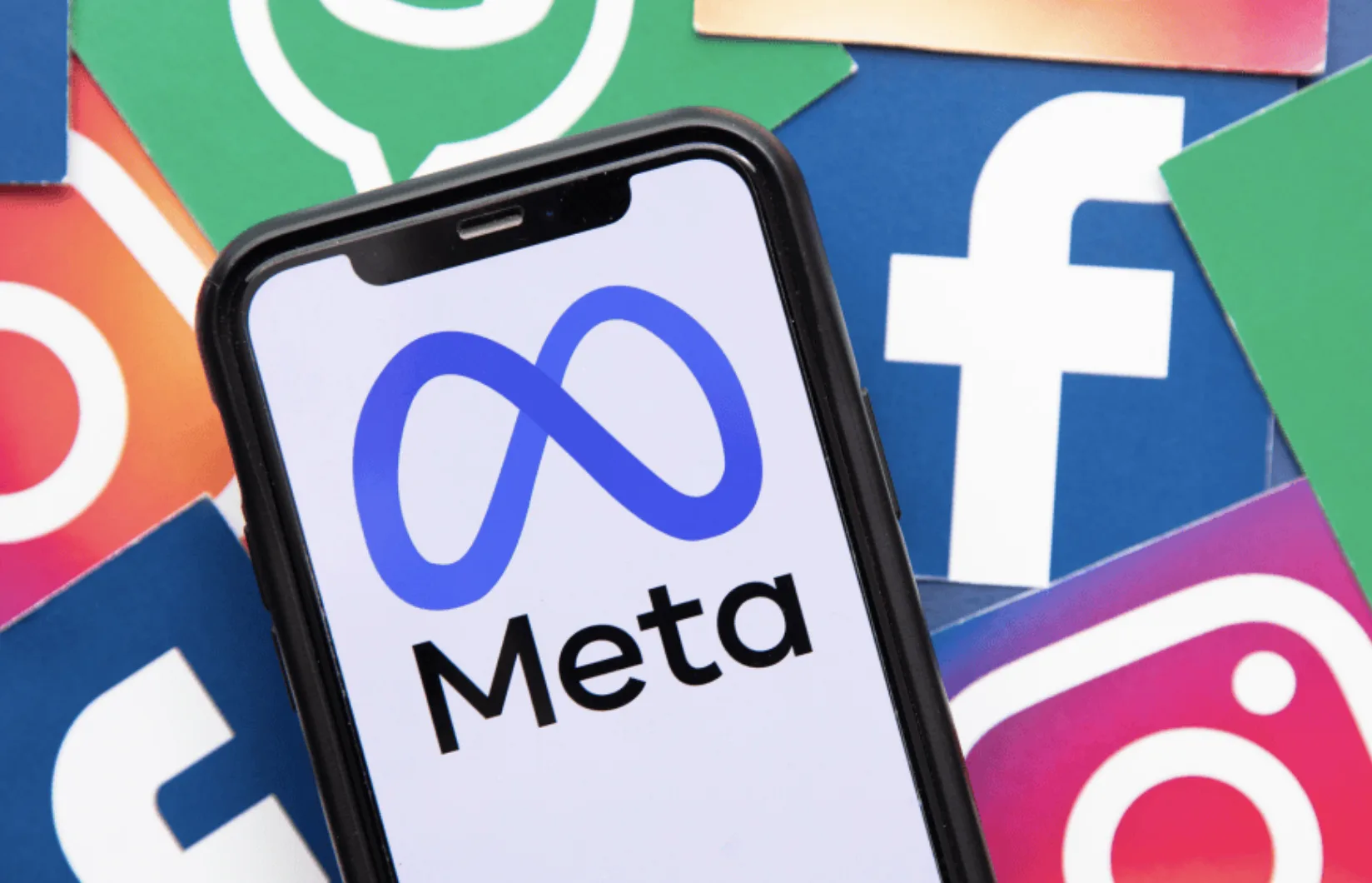 Parents Take Government to Court Over Social Media Data Sharing in Under-16 Ban Survey
