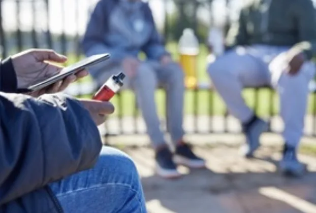 Shock Grooming Scandal: West Midlands Vape Shops Give Free Vapes to Kids for Sex in Criminal Probe