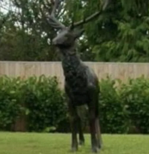Bronze Stag Statue Stolen in Shepherdswell Garden – Kent Police Urge Witnesses to Come Forward!