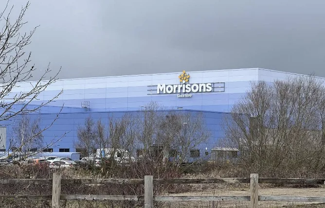 Meningitis Outbreak Hits London: 27 Cases Confirmed Including Cheerleaders and Morrisons Worker After Club Chemistry Super-Spreader Event