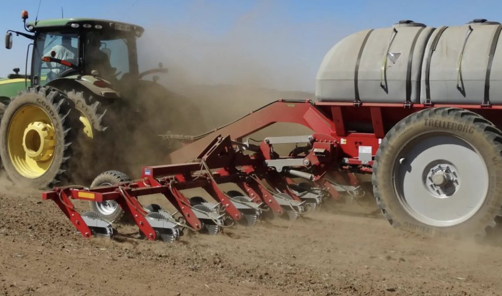UK Slashes Fertiliser Rules to Shield Farmers and Boost Green Tech Amid Global Price Surge