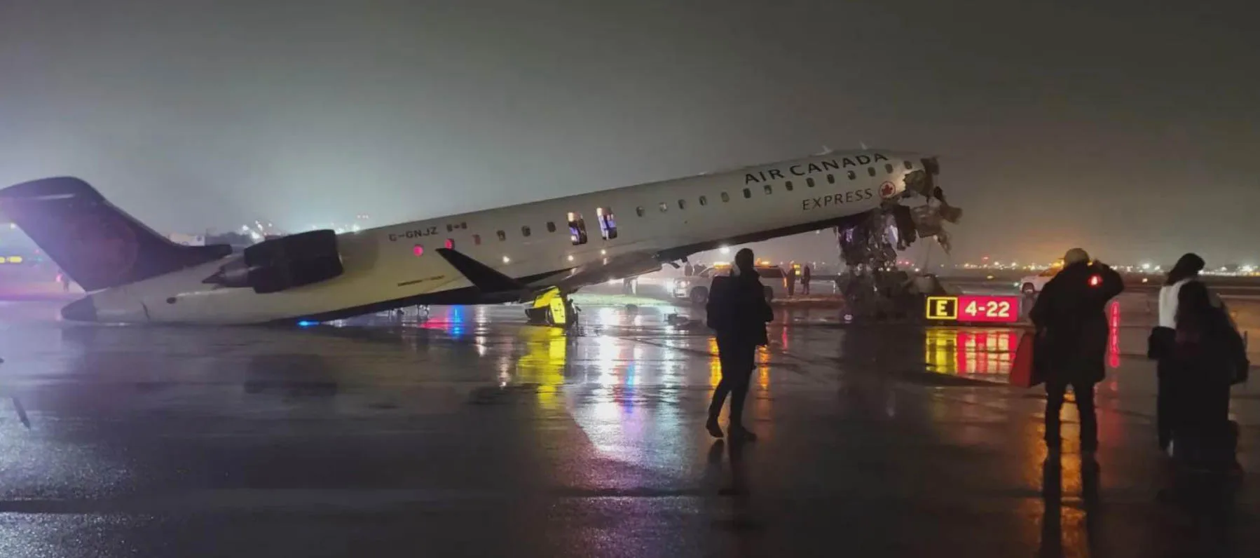 LaGuardia Crash Mystery: Dead Firetruck Transponder May Clear Air Traffic Controller of Blame